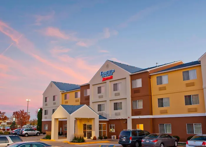 Fairfield Inn & Suites By Marriott Champaign