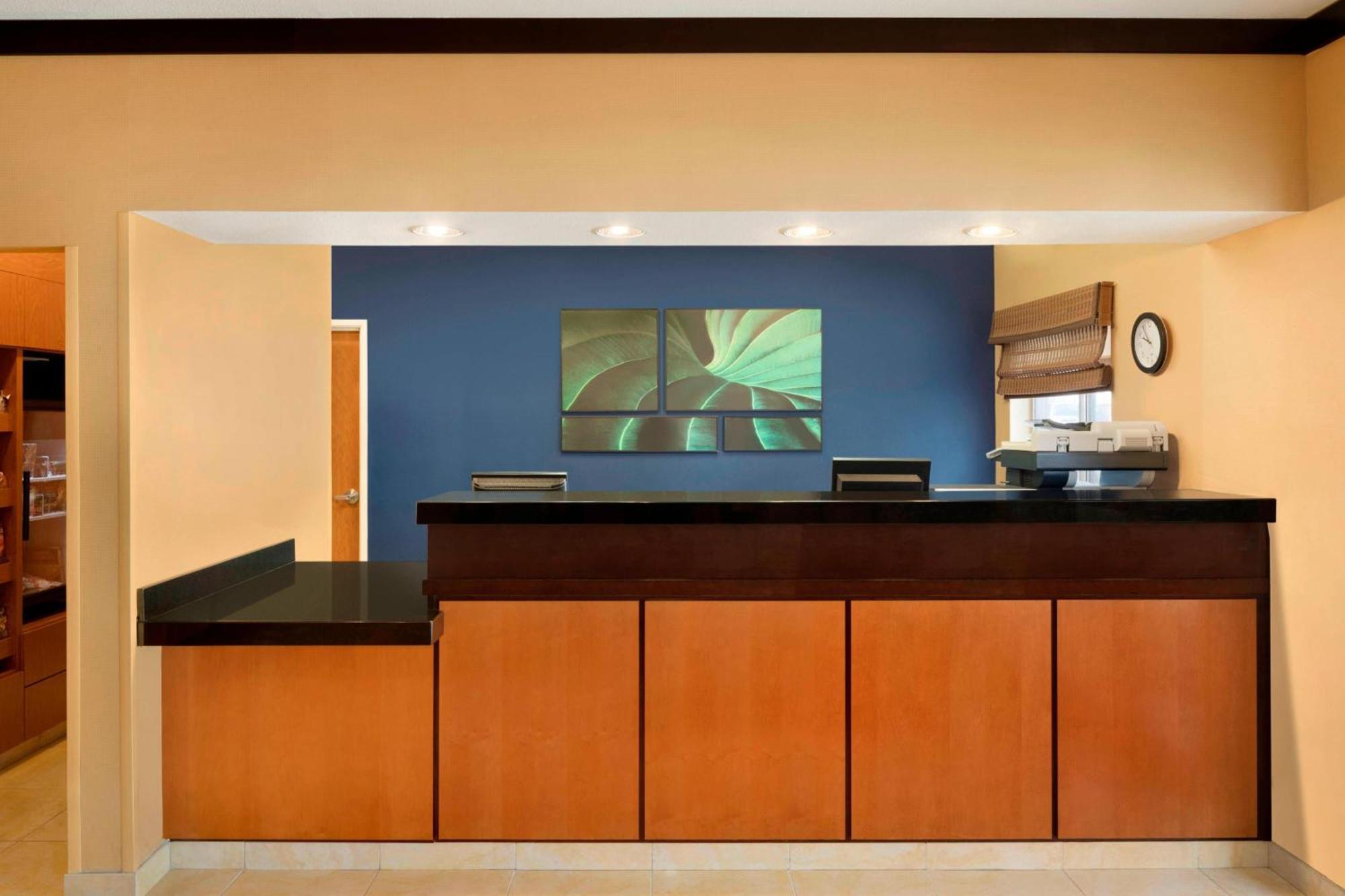 Fairfield & By Marriott 3* Champaign