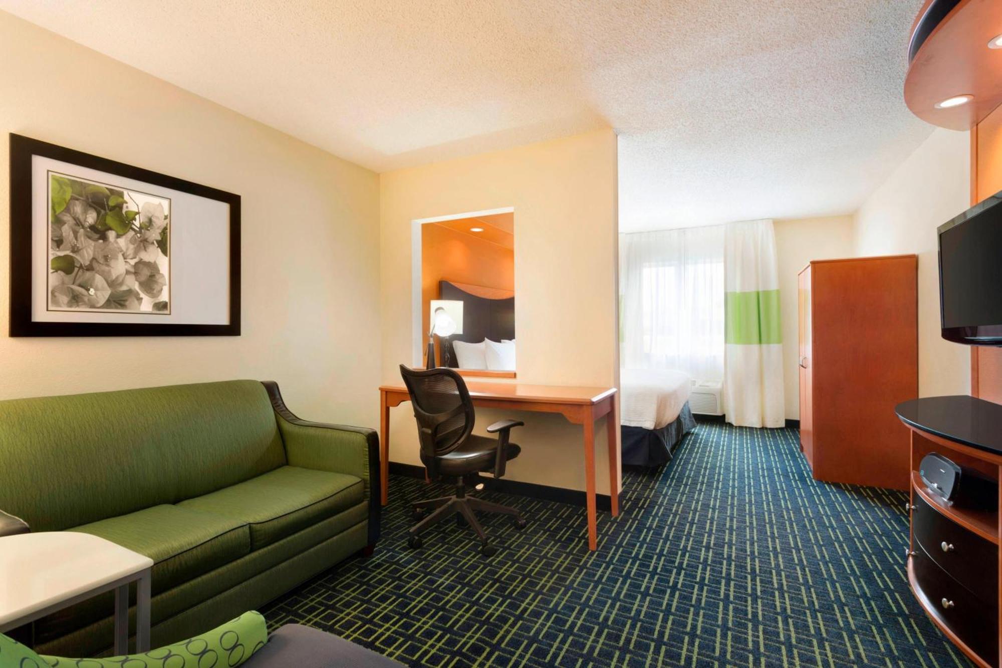 Fairfield & By Marriott Hotel 3*