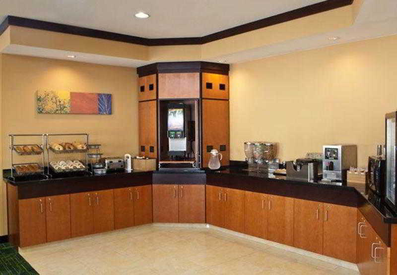 Fairfield & By Marriott Hotel Champaign